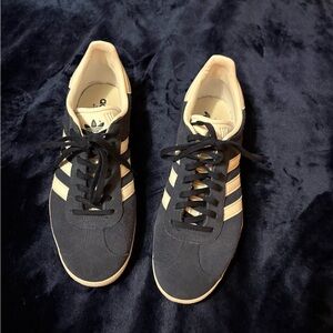 Adidas Men's Gazelles Size 7.5